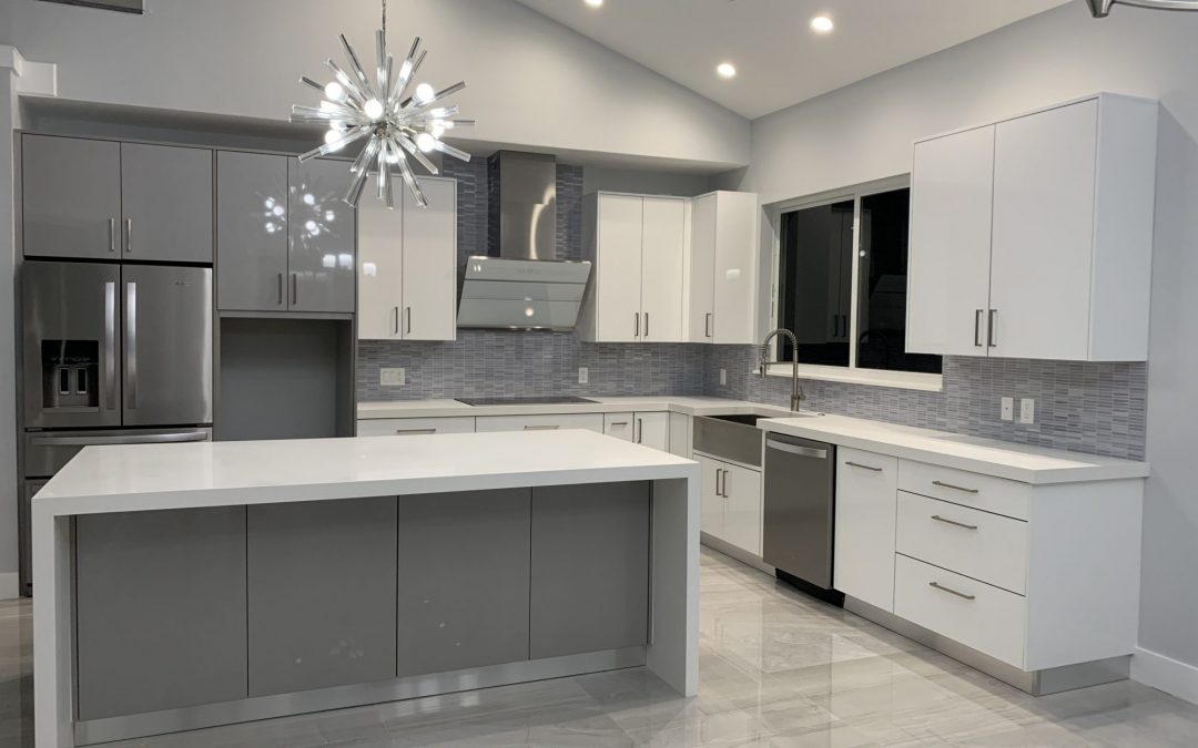 Irvine, Kitchen Remodeling: Choosing Your New Kitchen Cabinets